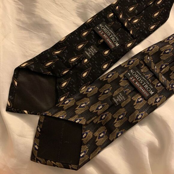Nordstrom J Z Richard silk patterned ties lot of 2 Vintage - Picture 8 of 8